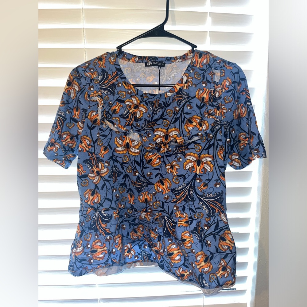Woman floral shirt